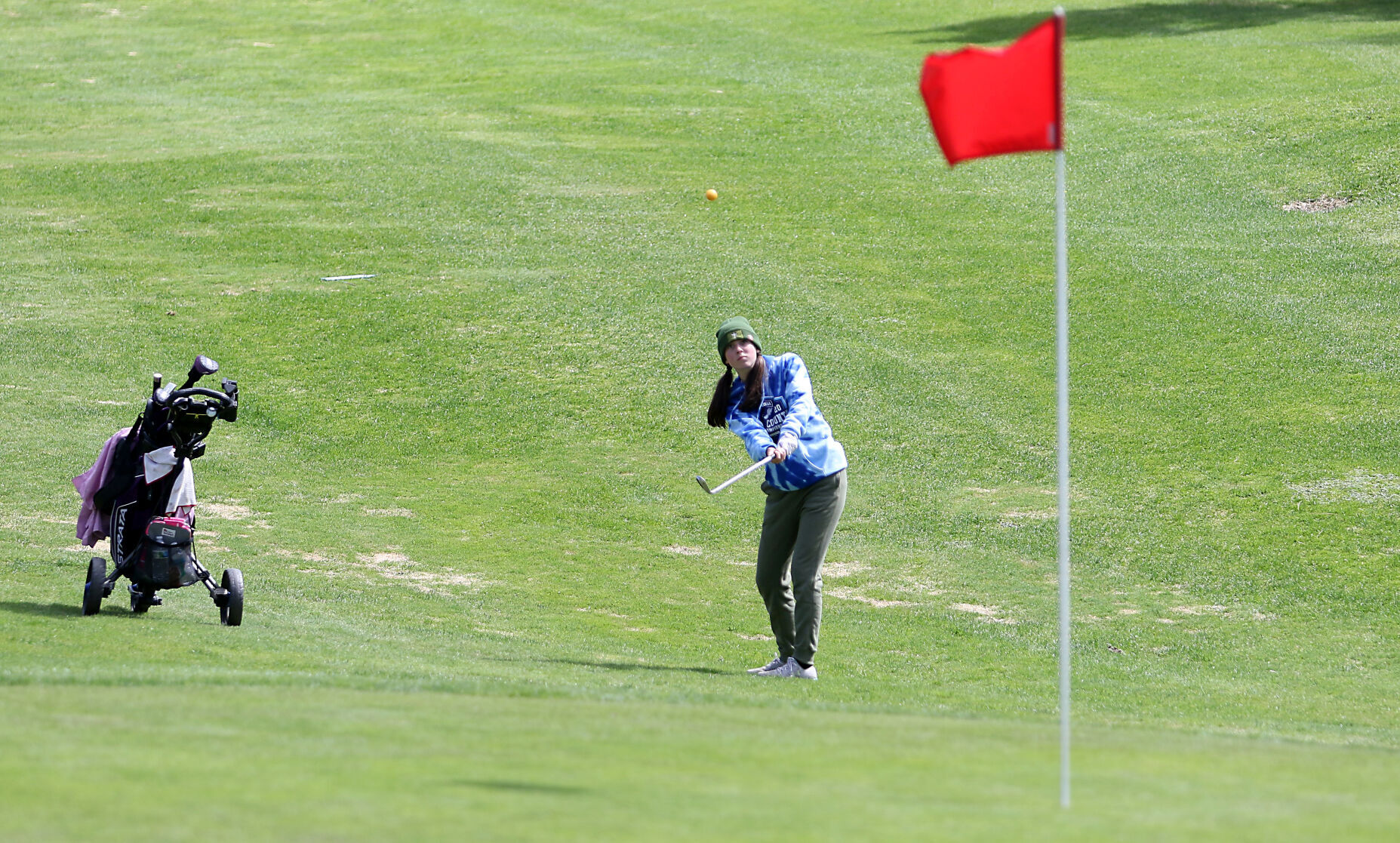 051022-golf2.jpg